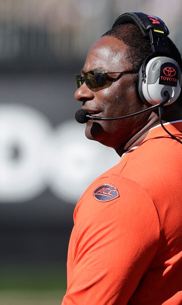 Perfect at home, No. 13 Syracuse hosts Louisville